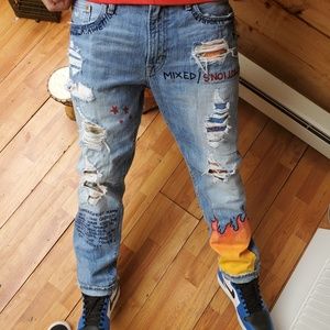 REVOLUTIONARY JEANS